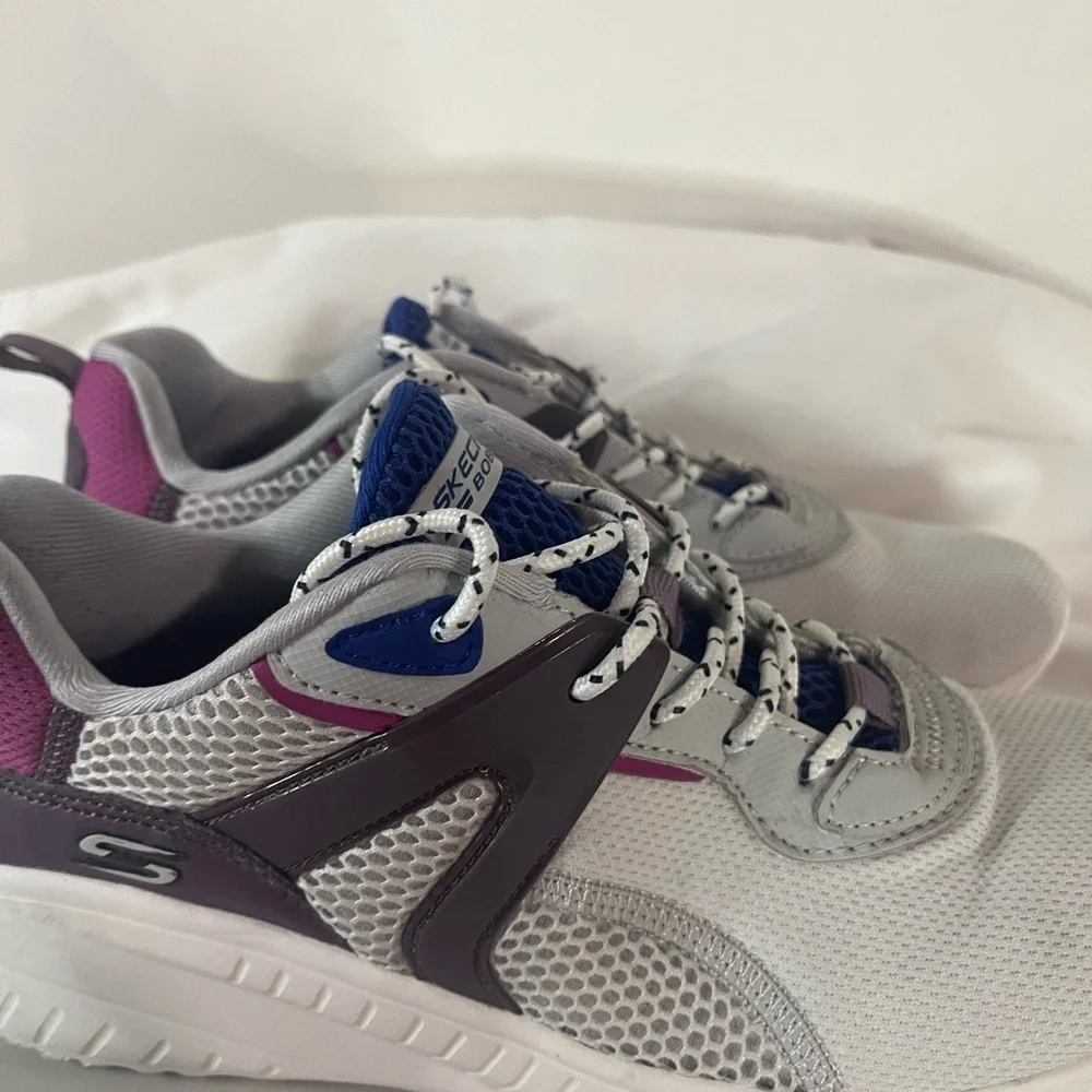 Skechers Light Gray and Violet Sneakers